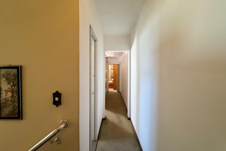 Casa à venda com 180m², 3 quartos e 2 vagas Casa à venda com 180m², 3 quartos e 2 vagasAcesso - Quartos
