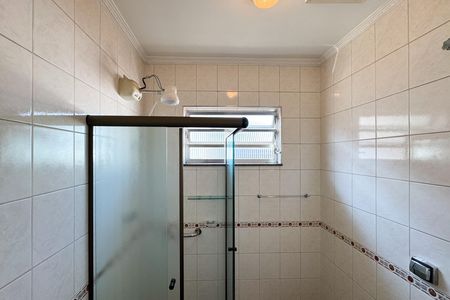 Casa à venda com 180m², 3 quartos e 2 vagas Casa à venda com 180m², 3 quartos e 2 vagasBanheiro Social