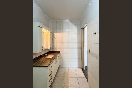 Casa à venda com 180m², 3 quartos e 2 vagas Casa à venda com 180m², 3 quartos e 2 vagasBanheiro - Suíte 2