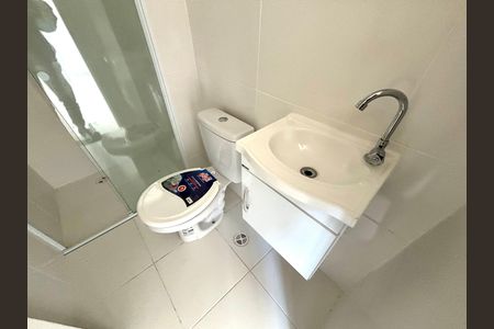Apartamento para alugar com 38m², 2 quartos e sem vaga Apartamento para alugar com 38m², 2 quartos e sem vagaBanheiro