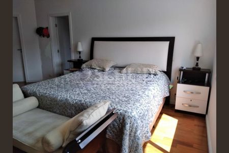 Casa à venda com 4 quartos, 642m² em Jardim Panorama, São Paulo