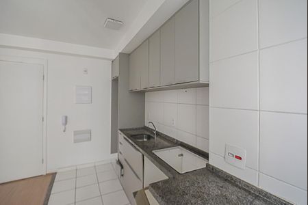 Apartamento para alugar com 42m², 2 quartos e 1 vaga Apartamento para alugar com 42m², 2 quartos e 1 vagaCozinha e Área de Serviço