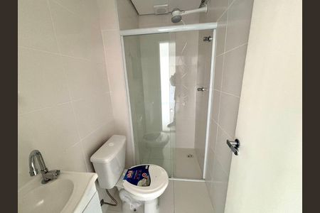 Banheiro de apartamento para alugar com 2 quartos, 38m² em Vila Santa Teresa, São Paulo