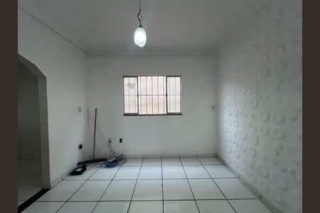 Sala de casa para alugar com 3 quartos, 70m² em São Tomaz, Belo Horizonte