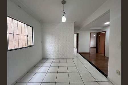 Sala de casa para alugar com 3 quartos, 70m² em São Tomaz, Belo Horizonte