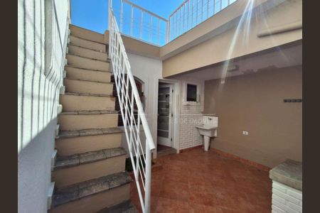 Casa à venda com 2 quartos, 100m² em Vila Elvira, São Paulo