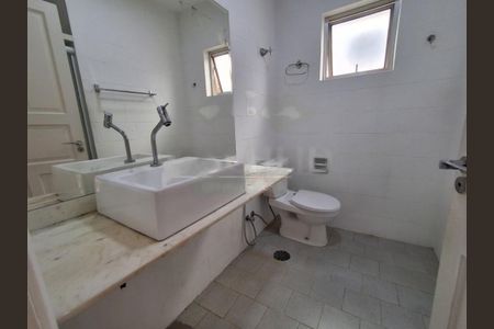 Casa à venda com 100m², 2 quartos e 1 vaga