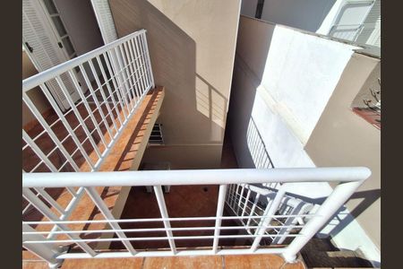 Casa à venda com 2 quartos, 100m² em Vila Elvira, São Paulo