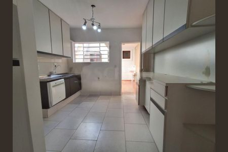 Casa à venda com 2 quartos, 100m² em Vila Elvira, São Paulo