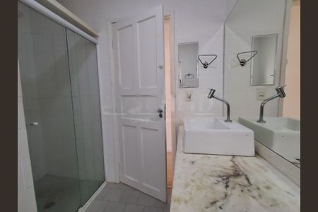 Casa à venda com 100m², 2 quartos e 1 vaga
