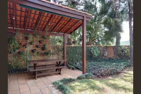 Casa à venda com 280m², 3 quartos e 2 vagas