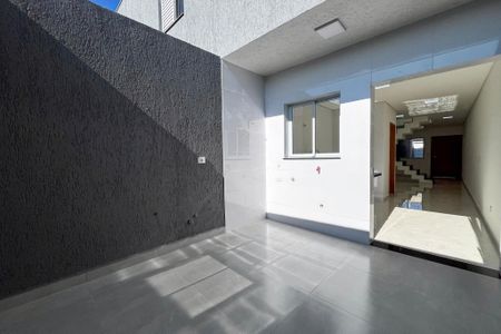 Casa à venda com 120m², 3 quartos e 2 vagas Casa à venda com 120m², 3 quartos e 2 vagasÁrea de Serviço