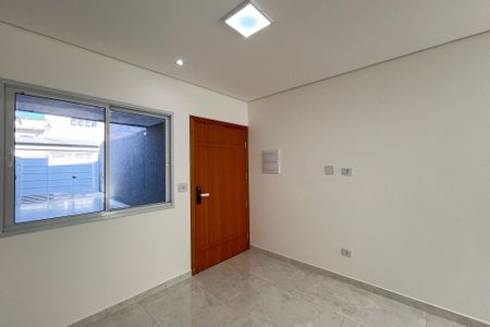 Casa à venda com 120m², 3 quartos e 2 vagas Casa à venda com 120m², 3 quartos e 2 vagasSala