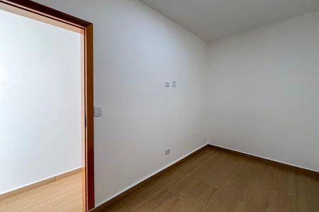 Casa à venda com 120m², 3 quartos e 2 vagas Casa à venda com 120m², 3 quartos e 2 vagasQuarto 3