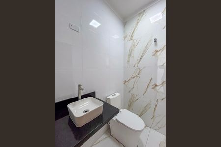 Casa à venda com 120m², 3 quartos e 2 vagas Casa à venda com 120m², 3 quartos e 2 vagasBanheiro da Suíte