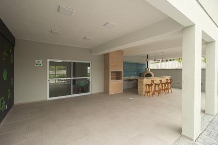 Apartamento à venda com 42m², 2 quartos e 1 vaga Apartamento à venda com 42m², 2 quartos e 1 vagaÁrea comum - Churrasqueira