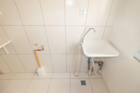 Apartamento à venda com 42m², 2 quartos e 1 vaga Apartamento à venda com 42m², 2 quartos e 1 vagaCozinha e Área de Serviço