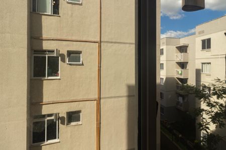Apartamento à venda com 42m², 2 quartos e 1 vaga Apartamento à venda com 42m², 2 quartos e 1 vagaVista da Cozinha e Área de Serviço