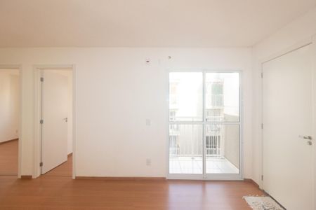 Apartamento à venda com 42m², 2 quartos e 1 vaga Apartamento à venda com 42m², 2 quartos e 1 vagaSala