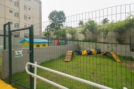 Apartamento à venda com 42m², 2 quartos e 1 vaga Apartamento à venda com 42m², 2 quartos e 1 vagaÁrea comum - Playground