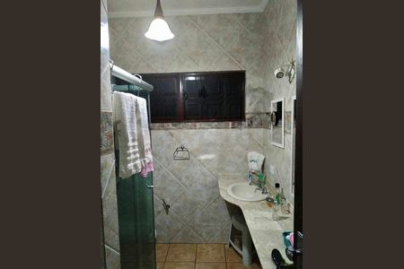 Casa à venda com 4 quartos, 203m² em Jardim Santa Helena, São Paulo