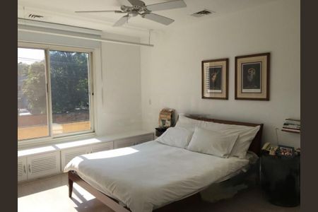 Casa à venda com 4 quartos, 515m² em Santo Amaro, São Paulo