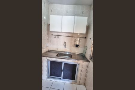 Casa para alugar com 95m², 2 quartos e sem vagaCozinha 