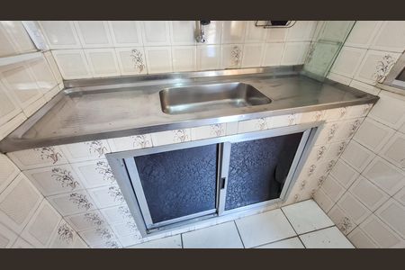 Casa para alugar com 95m², 2 quartos e sem vagaCozinha 