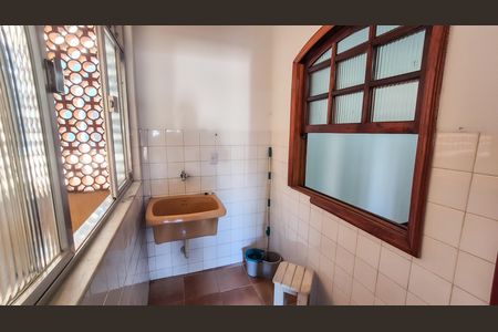 Casa para alugar com 95m², 2 quartos e sem vagaÁrea de Serviço