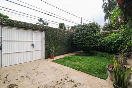 Casa à venda com 2 quartos, 200m² em Jardim Prainha, São Paulo