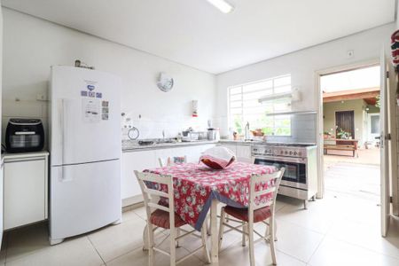Casa à venda com 200m², 2 quartos e 3 vagas