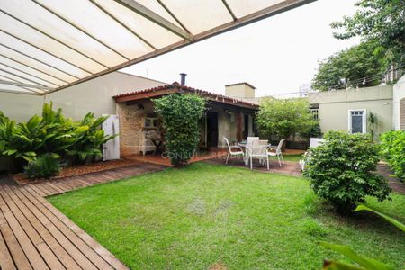 Casa à venda com 200m², 2 quartos e 3 vagas