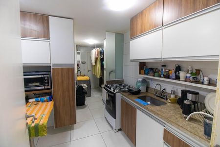 Apartamento para alugar com 117m², 4 quartos e 2 vagas Apartamento para alugar com 117m², 4 quartos e 2 vagasCozinha