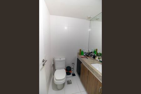 Apartamento para alugar com 117m², 4 quartos e 2 vagas Apartamento para alugar com 117m², 4 quartos e 2 vagasBanheiro Social