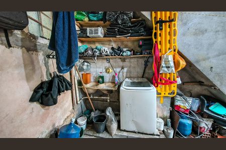 Casa à venda com 35m², 2 quartos e 1 vagaÁrea de Serviço