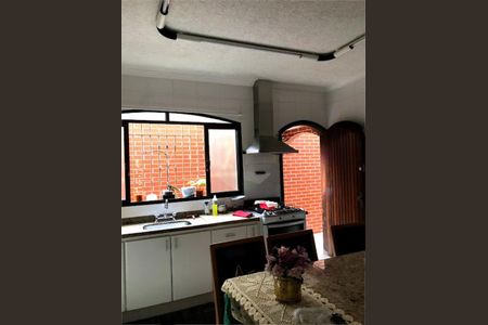 Casa à venda com 3 quartos, 234m² em Vila Margarida, São Paulo
