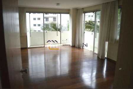 Apartamento à venda com 160m², 3 quartos e 3 vagas