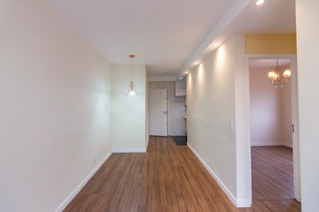 Sala  de apartamento para alugar com 2 quartos, 55m² em Jardim das Flores, Osasco