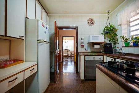 Casa à venda com 3 quartos, 340m² em Jardim Leonor, São Paulo