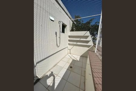 Apartamento à venda com 75m², 2 quartos e 1 vaga
