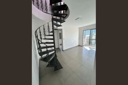 Apartamento à venda com 75m², 2 quartos e 1 vaga