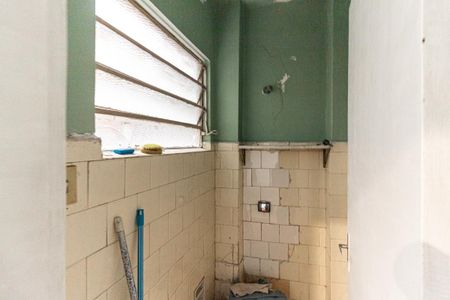 Apartamento à venda com 125m², 3 quartos e sem vaga Apartamento à venda com 125m², 3 quartos e sem vagaBanheiro de Serviço