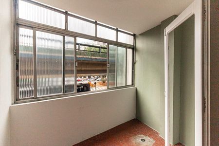 Apartamento à venda com 125m², 3 quartos e sem vaga Apartamento à venda com 125m², 3 quartos e sem vagaVaranda da Sala