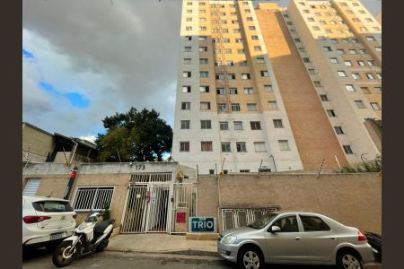 Apartamento para alugar com 40m², 2 quartos e sem vaga