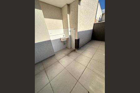Apartamento para alugar com 129m², 3 quartos e 1 vaga