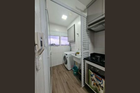 Apartamento à venda com 64m², 2 quartos e 1 vaga