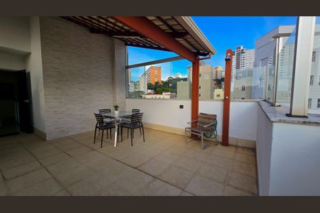 Apartamento à venda com 151m², 3 quartos e 3 vagas