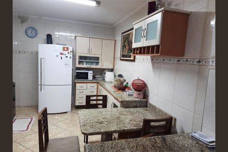 Casa à venda com 257m², 3 quartos e 2 vagas