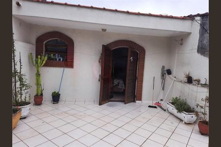 Casa à venda com 257m², 3 quartos e 2 vagas