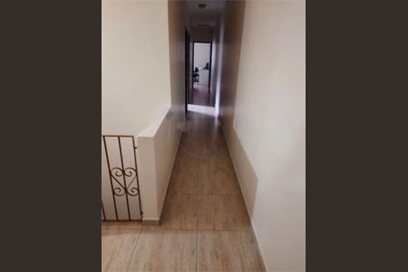 Casa à venda com 257m², 3 quartos e 2 vagas